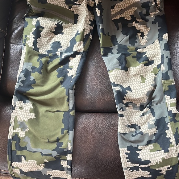 Youth Kuiu Camo Pants boys girls - Picture 6 of 6